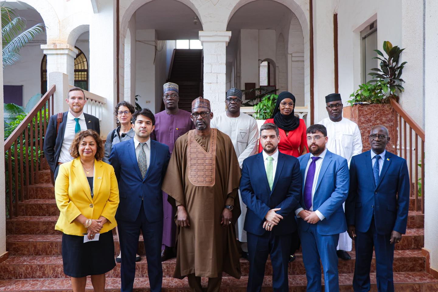 Mali : quelles sont les chancelleries qui ont appelé leurs ressortissants à quitter le pays ?